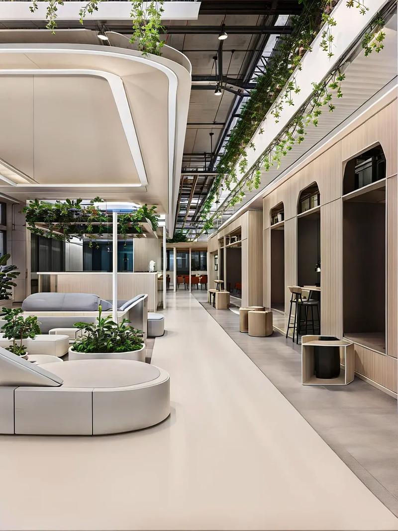 綠意盎然的辦公室裝修設計效果圖案例 融合生態與現代的辦公空間設計
